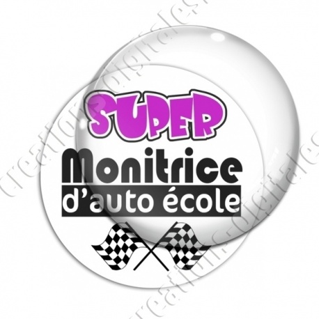 Image digitale - Super monitrice d'auto école