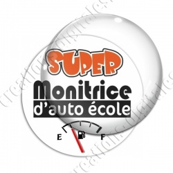 Image digitale - Super monitrice d'auto école