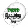 Image digitale - Super monitrice d'auto école