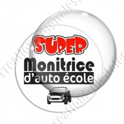 Image digitale - Super monitrice d'auto école