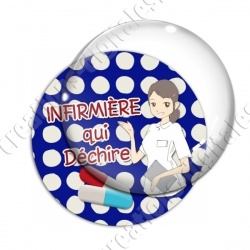 Image digitale - Infirmière qui déchire