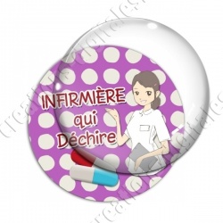 Image digitale - Infirmière qui déchire