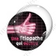 Image digitale - Une etiopathe qui déchire