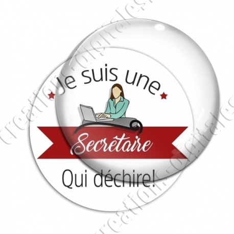 Image digitale - Secrétaire qui déchire - Rouge