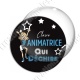 Image digitale - Animatrice qui déchire - fond noir texte bleu