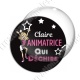 Image digitale - Animatrice qui déchire - fond noir texte rose