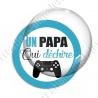Image digitale - Un papa qui déchire - manette