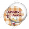 Image digitale - Cuisinière qui déchire - Fond oarnge