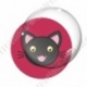 Image digitale - Chat noir yeux ouverts et fond rouge