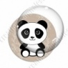 Image digitale - Panda assis de côté  - fond bambou marron